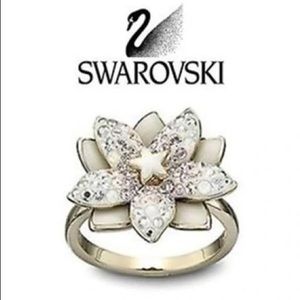 New with box Swarovski louella ring size 8